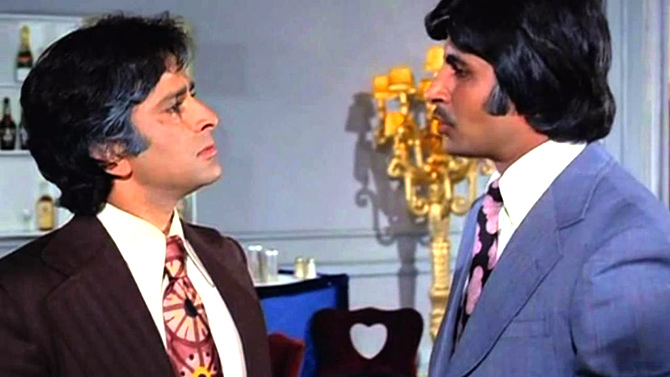 05shashi-kapoor-amitabh4